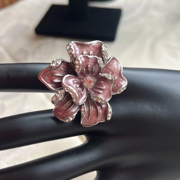 Beautiful, vintage dusty pink flower ring. - Picture 2 of 6